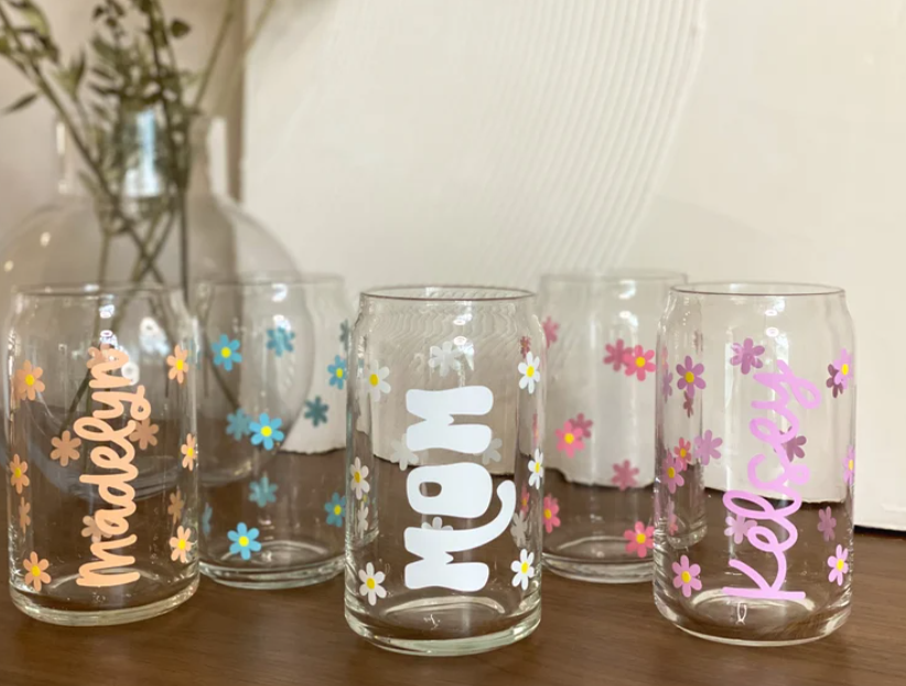 Personalized Daisy Can Glass