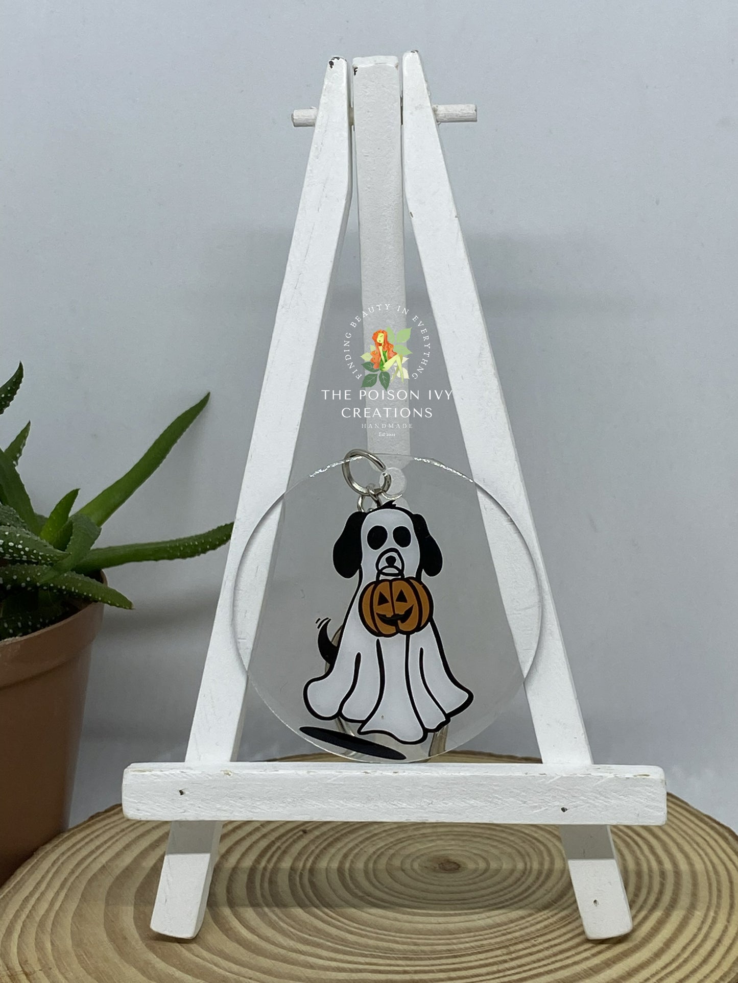 Dog ghost spooky keyring