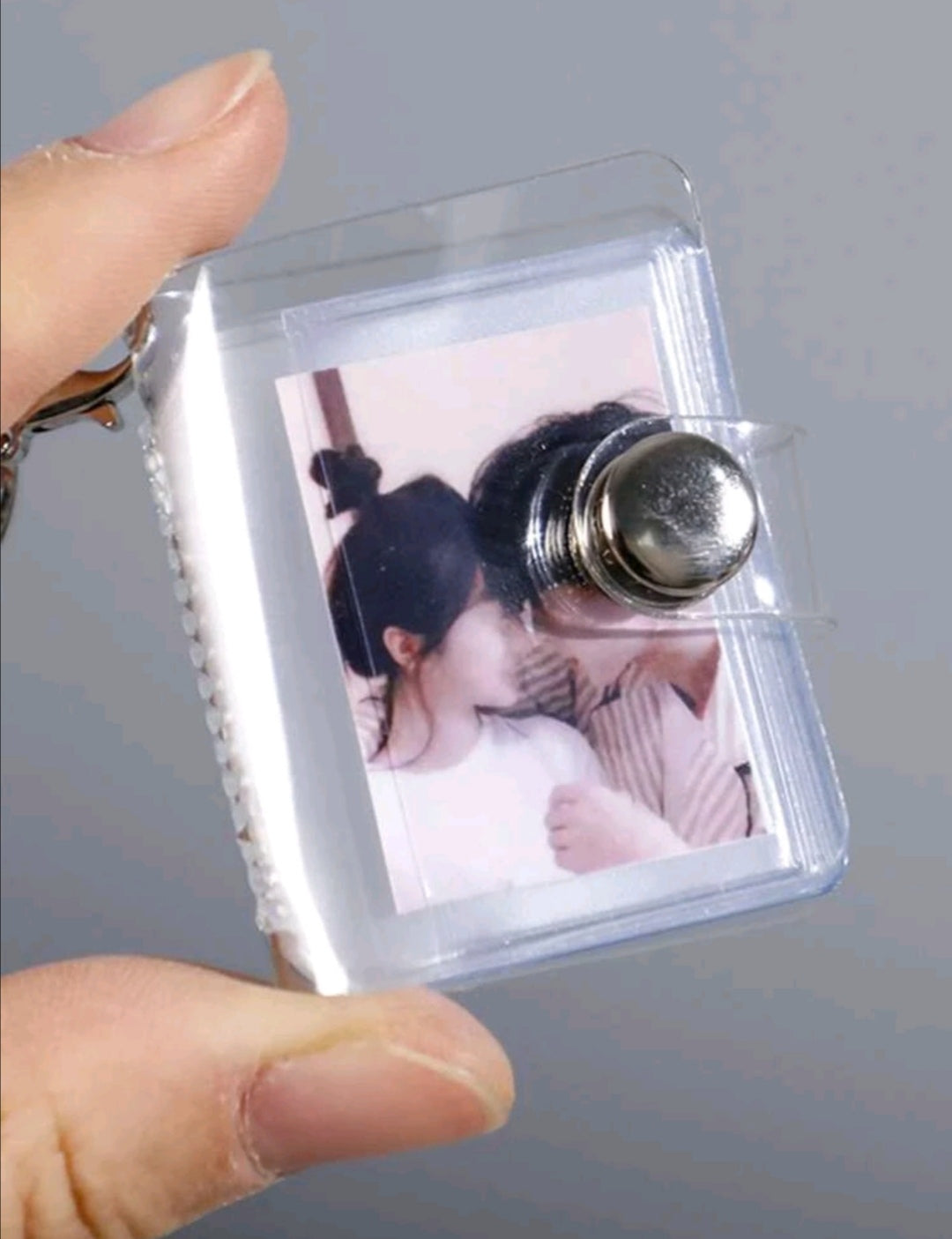 Mini 18-20 Photo Album Keyring